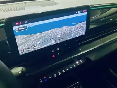 Vendo Fiat 600 2025 - 23800 EUR, 17707 km - AUTO.MOTO.pt