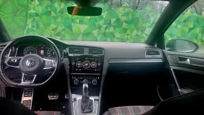 Vendo Volkswagen Golf 2017 - 22990 EUR, 113000 km - AUTO.MOTO.pt