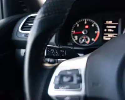 Vendo Volkswagen Scirocco 2013 - 16990 EUR, 153299 km - AUTO.MOTO.pt