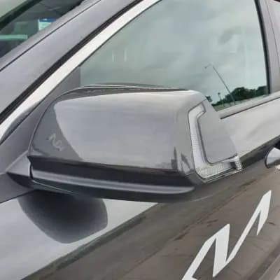 Vendo Kia e-Niro 2023 - 34990 EUR, 23490 km - AUTO.MOTO.pt