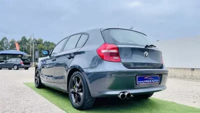 Vendo BMW 123 2007 - 11900 EUR, 253000 km - AUTO.MOTO.pt