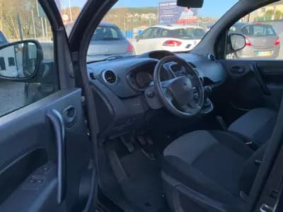 Vendo Renault Kangoo dCi 2017 - 12450 EUR, 139331 km - AUTO.MOTO.pt