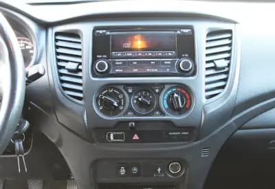 Sell Mitsubishi L200 2022 - 33990 EUR, 13000 km - AUTO.MOTO.pt