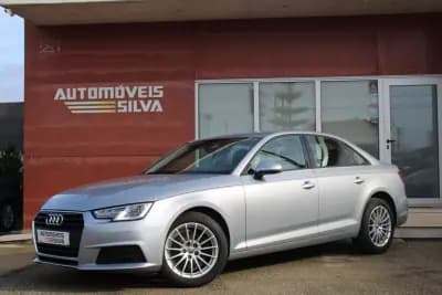 Vendo Audi A4 2019 - 19990 EUR, 168000 km - AUTO.MOTO.pt