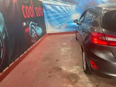 Vendo Ford Fiesta 2021 - 13999 EUR, 80000 km - AUTO.MOTO.pt