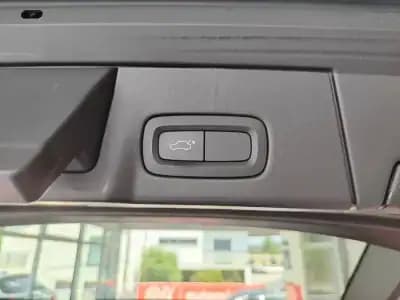 Sell Volvo V90 2018 - 20990 EUR, 188000 km - AUTO.MOTO.pt