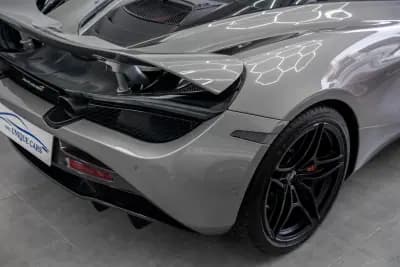 Vendo McLaren 720 2019 - 275000 EUR, 17500 km - AUTO.MOTO.pt