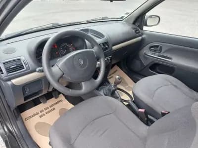 Sell Renault Clio 2004 - 2990 EUR, 268181 km - AUTO.MOTO.pt