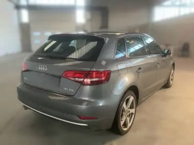 Vendo Audi A3 Sportback 2019 - 18500 EUR, 184500 km - AUTO.MOTO.pt