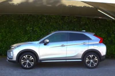 Sell Mitsubishi Eclipse Cross 2018 - 20900 EUR, 33000 km - AUTO.MOTO.pt
