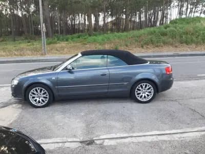Vendo Audi A4 Cabrio 2014 - 10900 EUR, 193145 km - AUTO.MOTO.pt