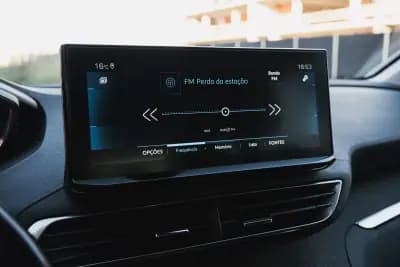 Vendo Peugeot 5008 2021 - 24000 EUR, 115000 km - AUTO.MOTO.pt