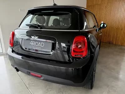 Vendo MINI One 2016 - 12999 EUR, 132000 km - AUTO.MOTO.pt