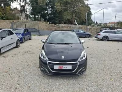Sell Peugeot 208 2017 - 8900 EUR, 191000 km - AUTO.MOTO.pt