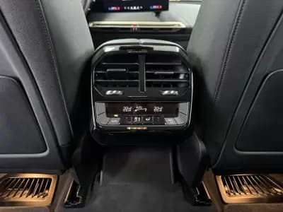 Vendo BMW iX 2024 - 62500 EUR, 12502 km - AUTO.MOTO.pt