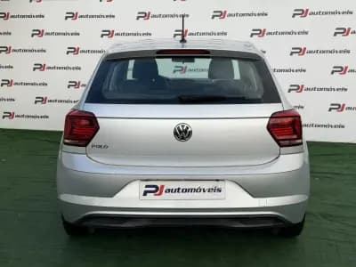 Vendo Volkswagen Polo 2018 - 12990 EUR, 69000 km - AUTO.MOTO.pt