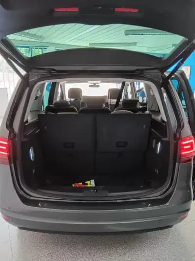 Vendo Volkswagen Sharan 2018 - 24950 EUR, 134000 km - AUTO.MOTO.pt