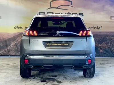 Sell Peugeot 3008 2021 - 23500 EUR, 110183 km - AUTO.MOTO.pt