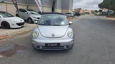 Vendo Volkswagen New Beetle Cabriolet 2004 - 9890 EUR, 127830 km - AUTO.MOTO.pt