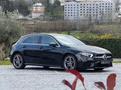 Vendo Mercedes-Benz A 180 2019 - 25999 EUR, 100000 km - AUTO.MOTO.pt