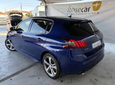 Vendo Peugeot 308 2020 - 14990 EUR, 77418 km - AUTO.MOTO.pt