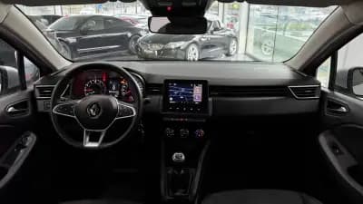 Vendo Renault Clio 2022 - 14900 EUR, 136243 km - AUTO.MOTO.pt