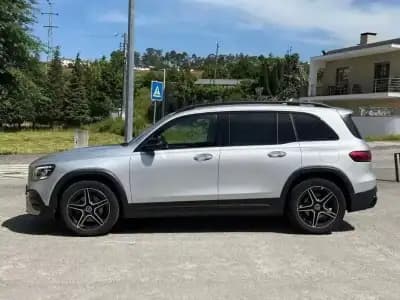 Vendo Mercedes-Benz GLB 200 2021 - 39999 EUR, 132000 km - AUTO.MOTO.pt