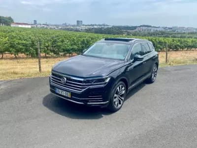 Vendo Volkswagen Touareg 2019 - 47500 EUR, 111935 km - AUTO.MOTO.pt