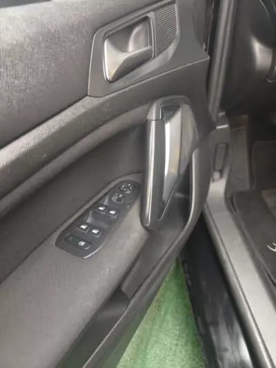 Vendo Peugeot 308 SW 2016 - 10990 EUR, 177000 km - AUTO.MOTO.pt