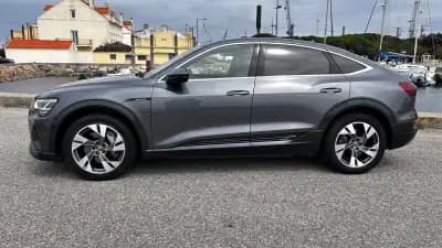 Vendo Audi e-tron Sportback 2020 - 35000 EUR, 58000 km - AUTO.MOTO.pt