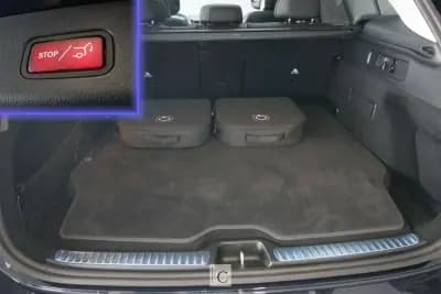 Vendo Mercedes-Benz GLC 300 2023 - 66500 EUR, 32000 km - AUTO.MOTO.pt