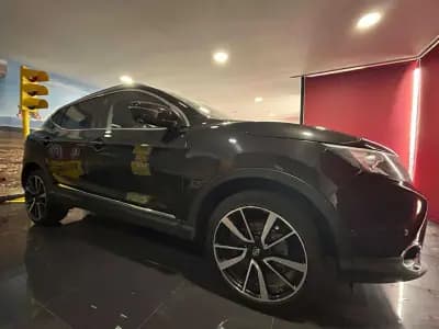 Vendo Nissan Qashqai 2016 - 15750 EUR, 179000 km - AUTO.MOTO.pt
