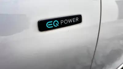 Vendo Mercedes-Benz C 300 2021 - 27500 EUR, 201000 km - AUTO.MOTO.pt