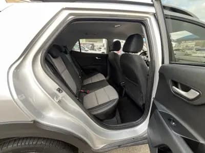 Vendo Kia Stonic 2022 - 13750 EUR, 81000 km - AUTO.MOTO.pt