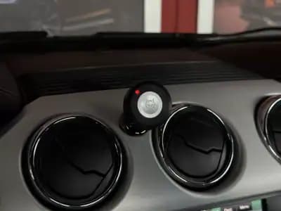 Vendo Ford Mustang 2015 - 39990 EUR, 71730 km - AUTO.MOTO.pt