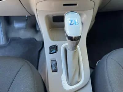 Vendo Renault Zoe 2019 - 16900 EUR, 25417 km - AUTO.MOTO.pt