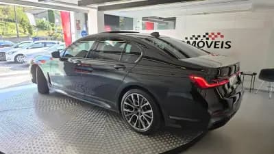 Vendo BMW 740 2019 - 52500 EUR, 149991 km - AUTO.MOTO.pt