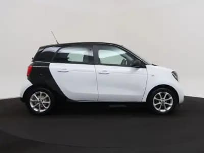 Vendo Smart ForFour 2017 - 11490 EUR, 22359 km - AUTO.MOTO.pt