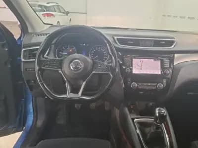 Vendo Nissan Qashqai 2019 - 20900 EUR, 133686 km - AUTO.MOTO.pt
