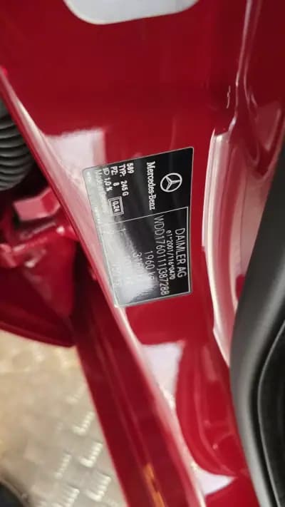 Vendo Mercedes-Benz A 160 2015 - 15900 EUR, 208637 km - AUTO.MOTO.pt