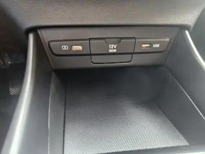 Vendo Hyundai Bayon 2022 - 18800 EUR, 19800 km - AUTO.MOTO.pt