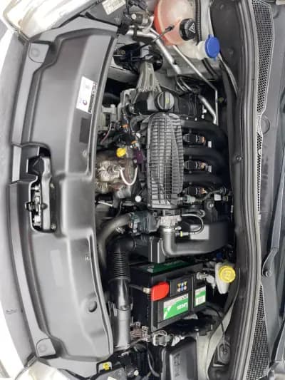 Sell Peugeot 208 2015 - 8250 EUR, 123851 km - AUTO.MOTO.pt