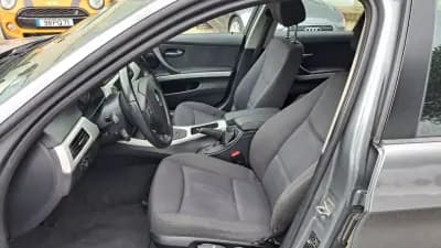 Vendo BMW 320 2010 - 12890 EUR, 157813 km - AUTO.MOTO.pt