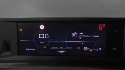 Sell Peugeot 3008 2025 - 32750 EUR, 23000 km - AUTO.MOTO.pt