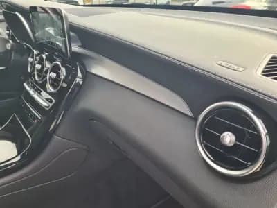 Vendo Mercedes-Benz GLC 300 2021 - 45790 EUR, 94629 km - AUTO.MOTO.pt