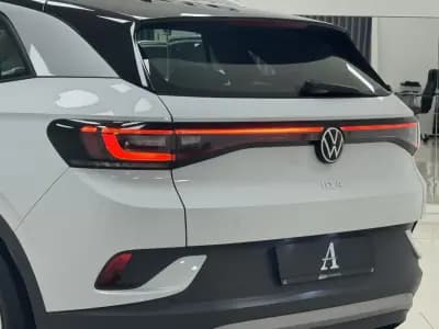 Vendo Volkswagen ID.4 2022 - 26990 EUR, 44000 km - AUTO.MOTO.pt