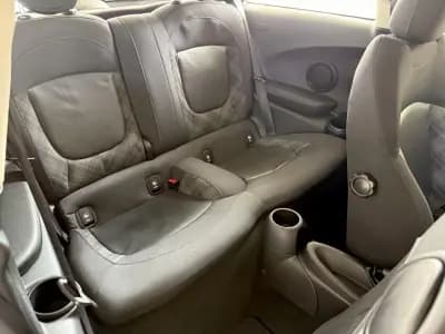 Vendo MINI One 2016 - 12999 EUR, 132000 km - AUTO.MOTO.pt