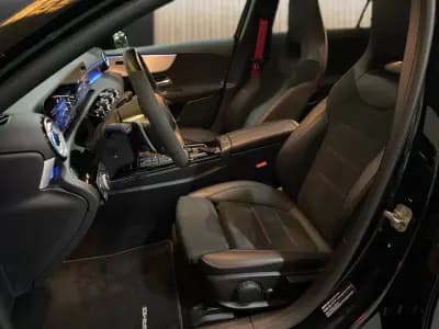 Vendo Mercedes-Benz A 45 AMG 2023 - 64950 EUR, 62814 km - AUTO.MOTO.pt