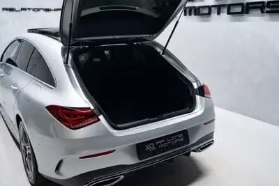 Vendo Mercedes-Benz CLA 180 2022 - 34950 EUR, 67000 km - AUTO.MOTO.pt