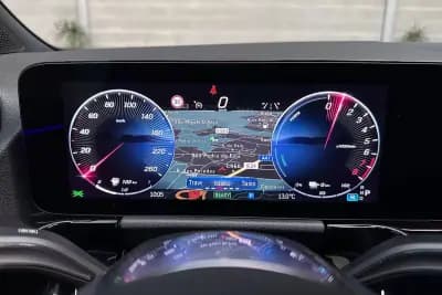 Vendo Mercedes-Benz GLA 250 2024 - 40950 EUR, 31091 km - AUTO.MOTO.pt